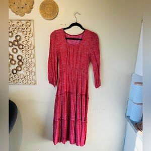 No name size small polyester/ cotton midi red dress…